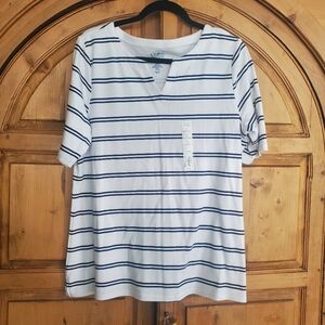 NWT Croft & Barrow Women's Navy Blue & White Striped Shirt